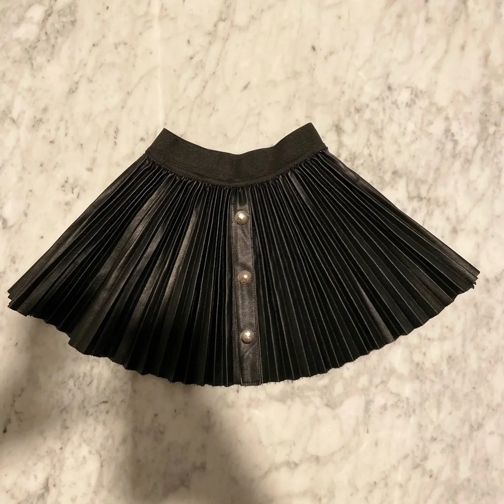 Super cute Hannah banana little girls leather skirt - Picture 11 of 11